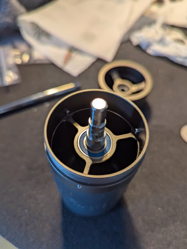 Axle insertion from top